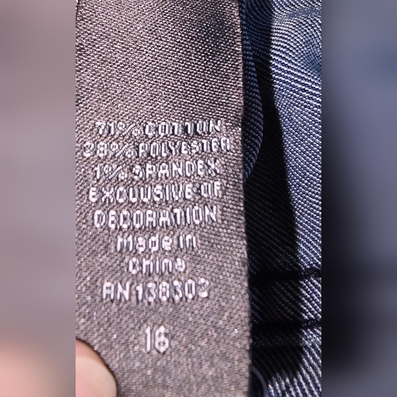 NWT! Avenue Denim Capri Side Zip Leg Cropped Blue Jeans Stretch Women's Plus 16 - Picture 7 of 8